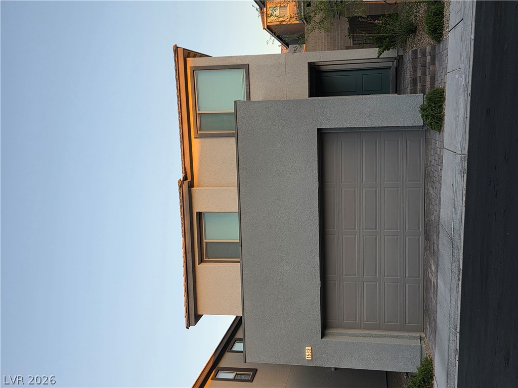 1593 Crowned Eagle Street