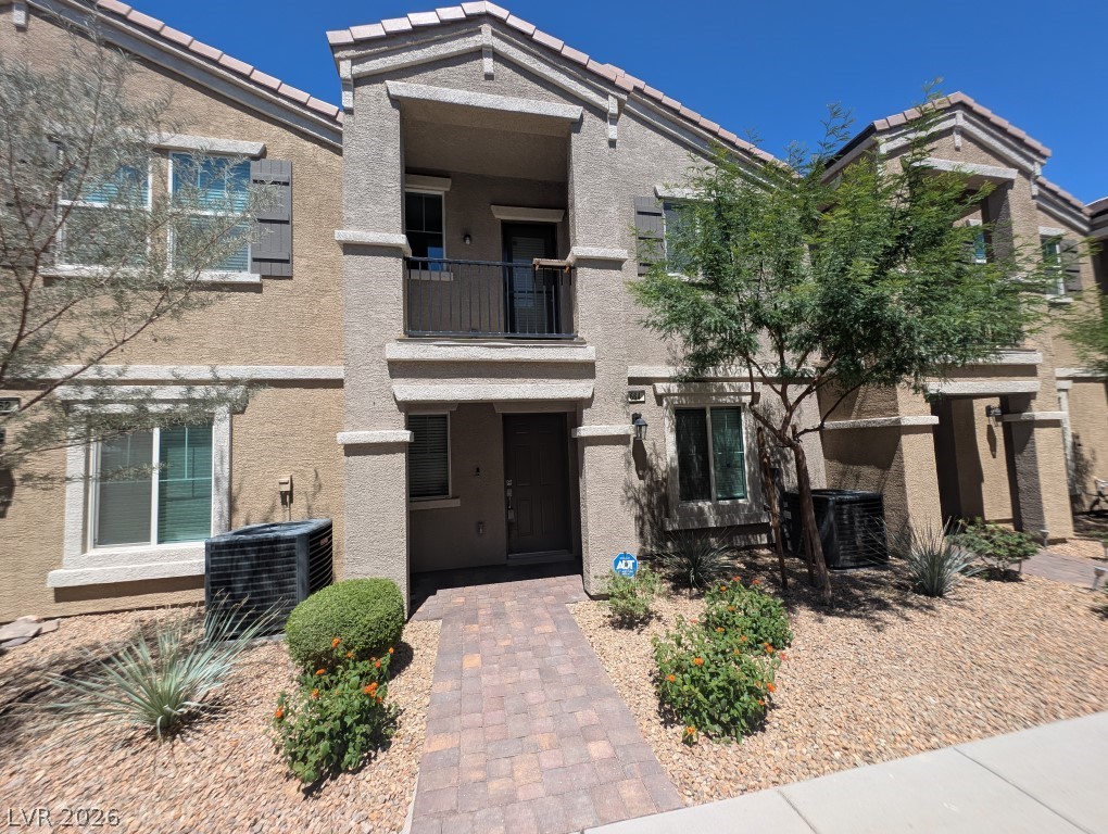 664 Vetiver Lane