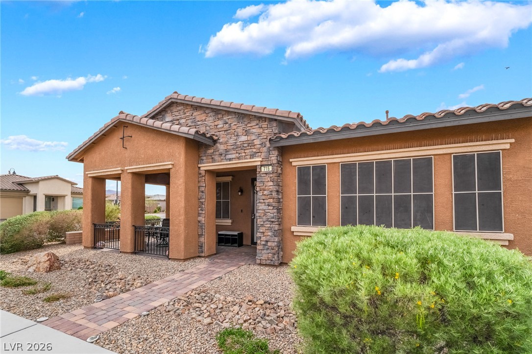 715 Orange Plume Walk