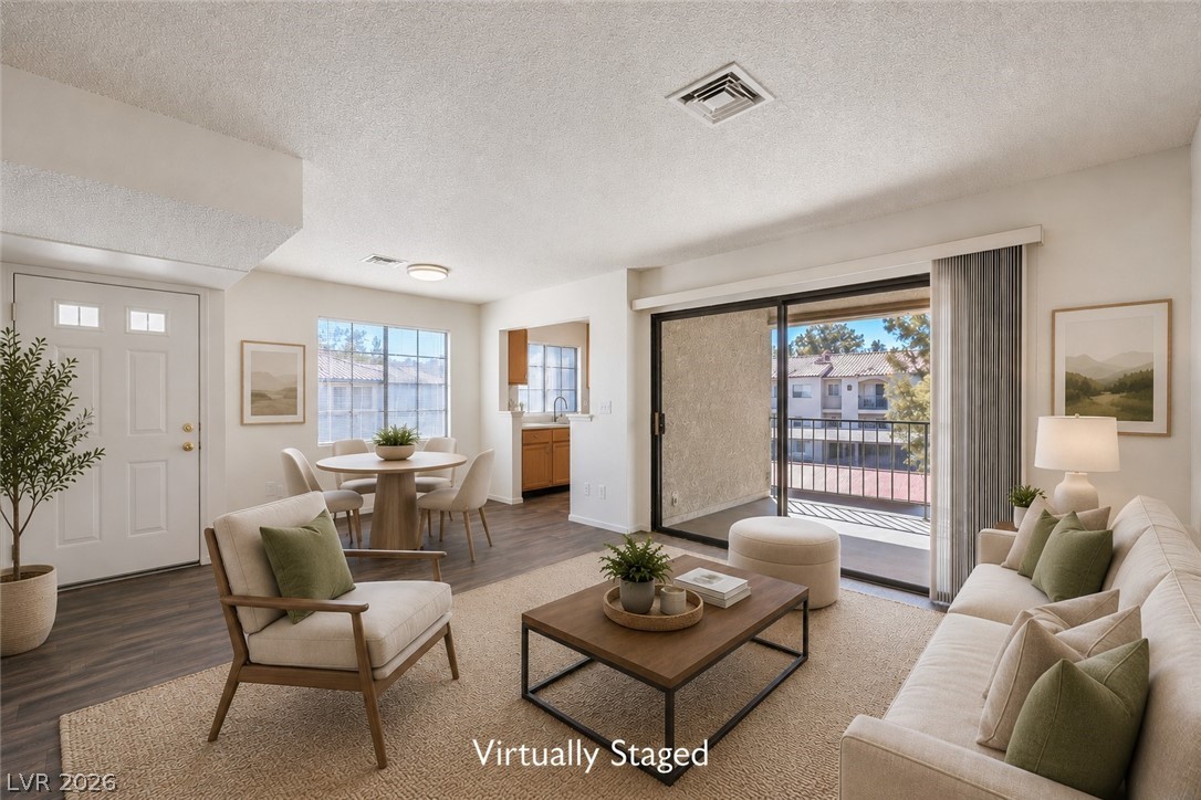 4824 Nara Vista Way 201