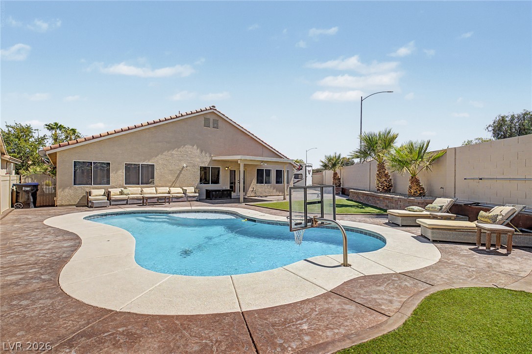 5137 Pebble Rim Street