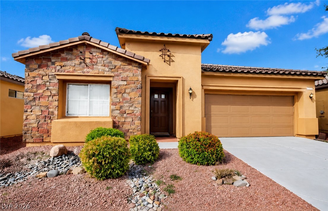 4780 Lorenzo Way