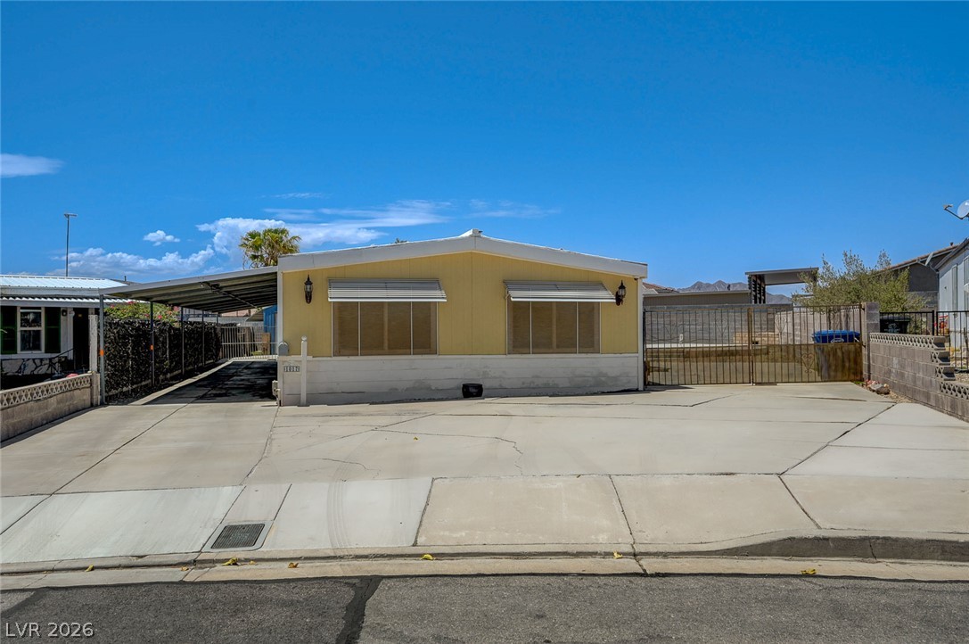 1017 El Camino Circle