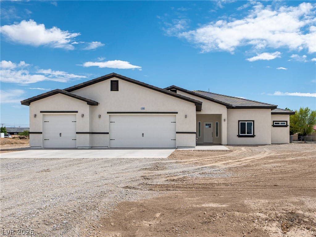 2641 West Carnation Way