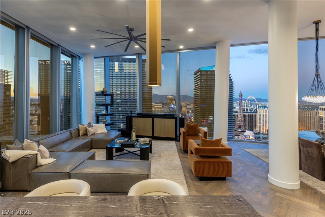 3726 Las Vegas Boulevard 3601
