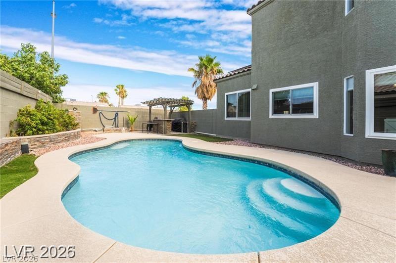 6112 Browning Way