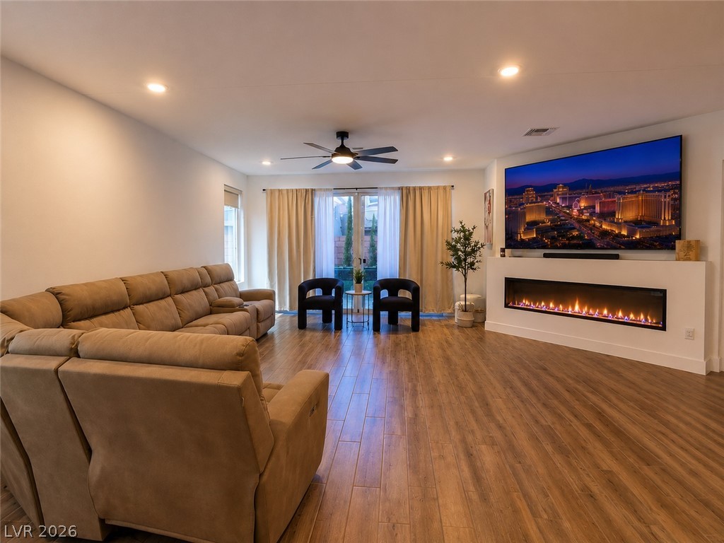 6366 Pipers Brook Lane