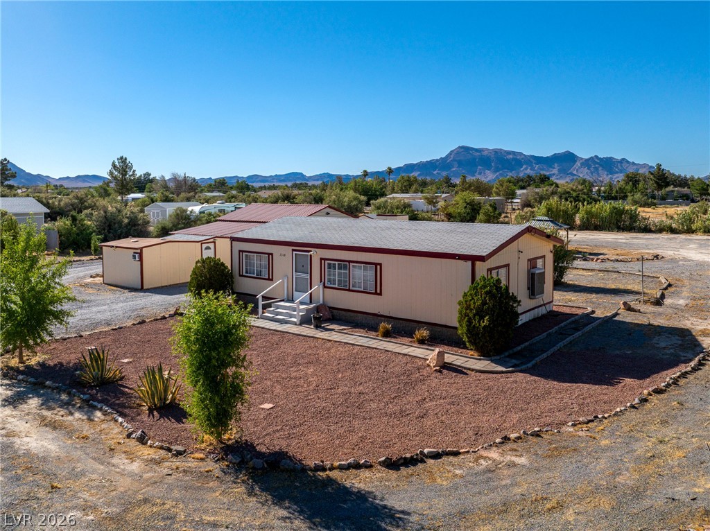 1310 Black Street