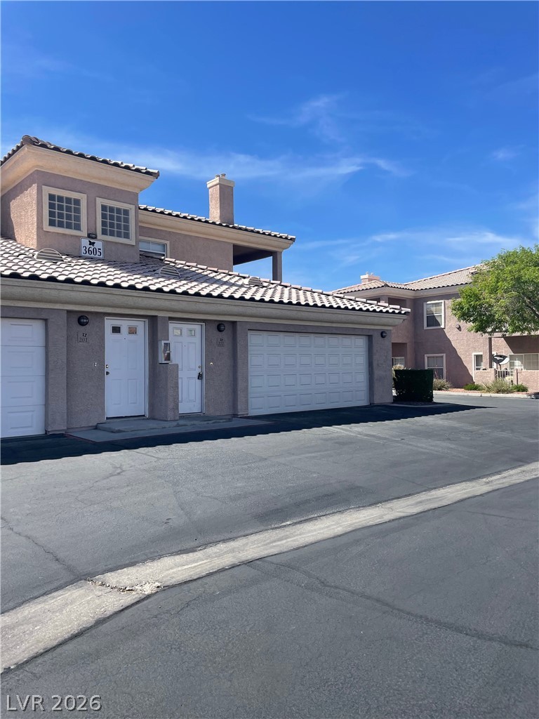 3605 Spanish Butterfly Street 202