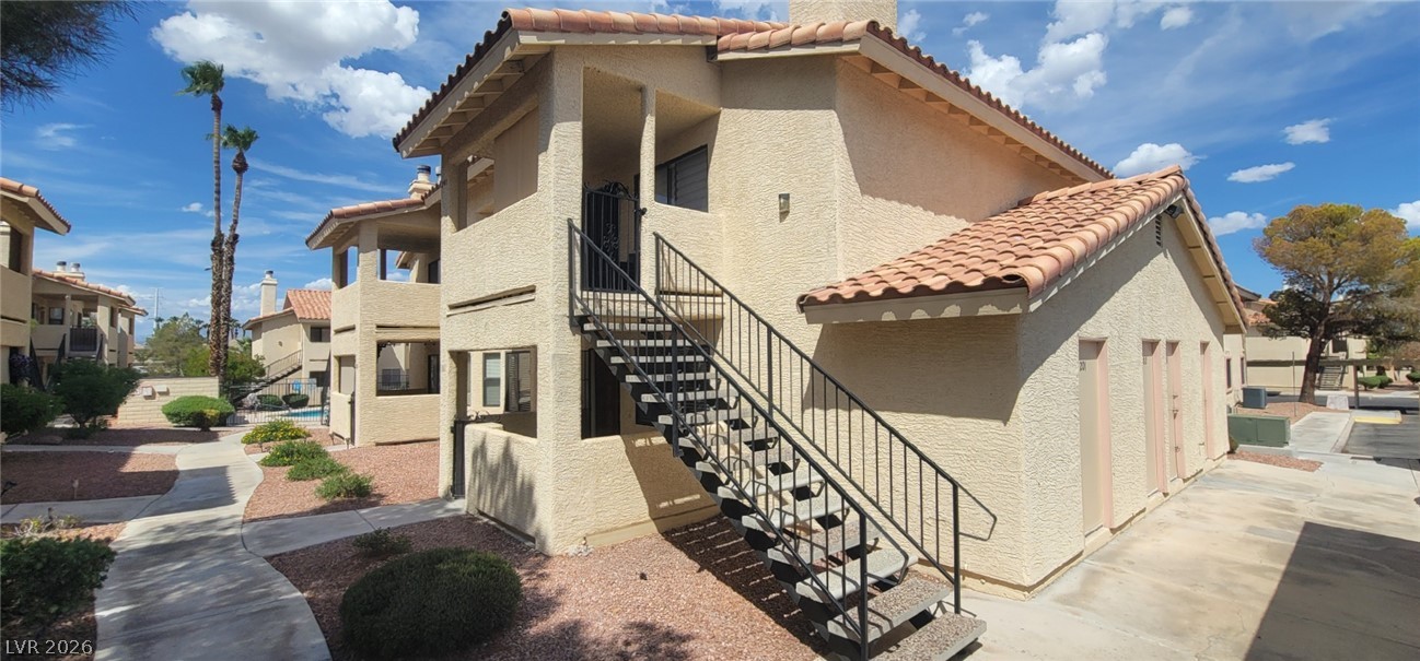 1204 Observation Drive 101