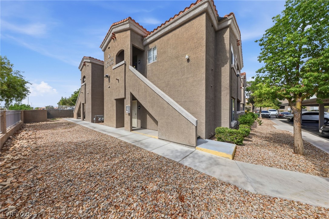 5525 West Flamingo Road 1023