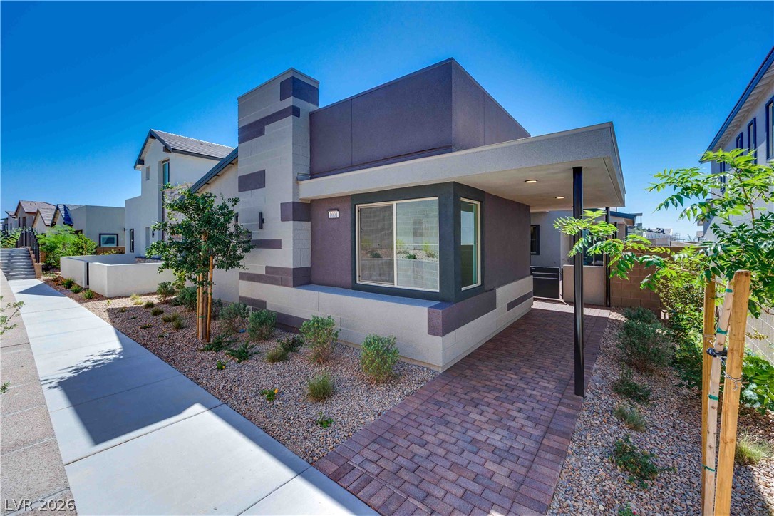 1001 Soaring Sage Avenue