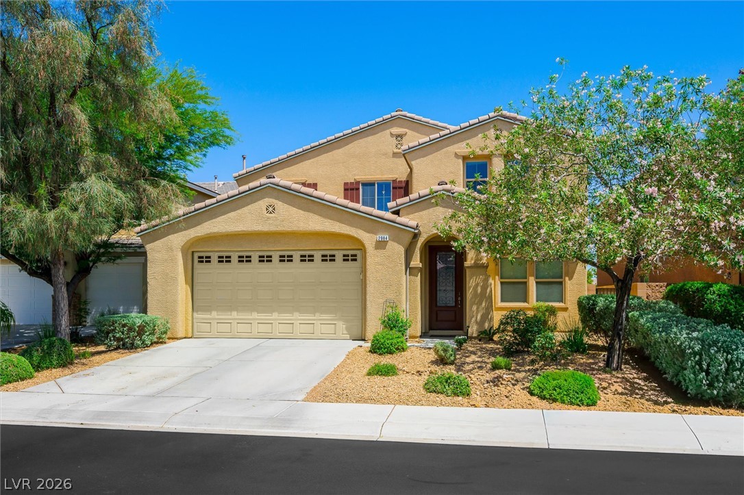 2984 Queen Lake Court