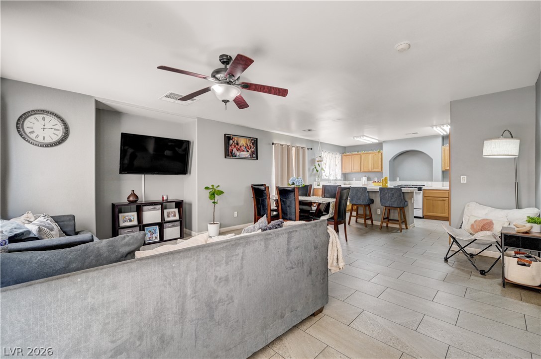 7319 Dicentra Road