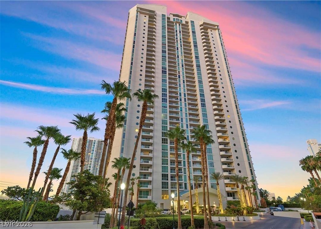 2777 Paradise Road 3605