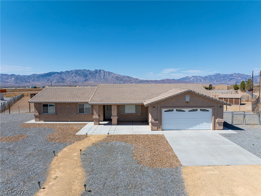 2121 West Labrador Court
