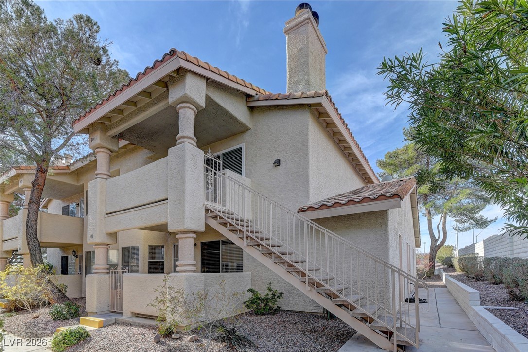 905 Rockview Drive 101
