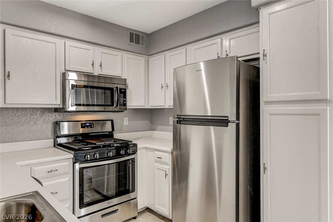 3120 Tarpon Drive 101