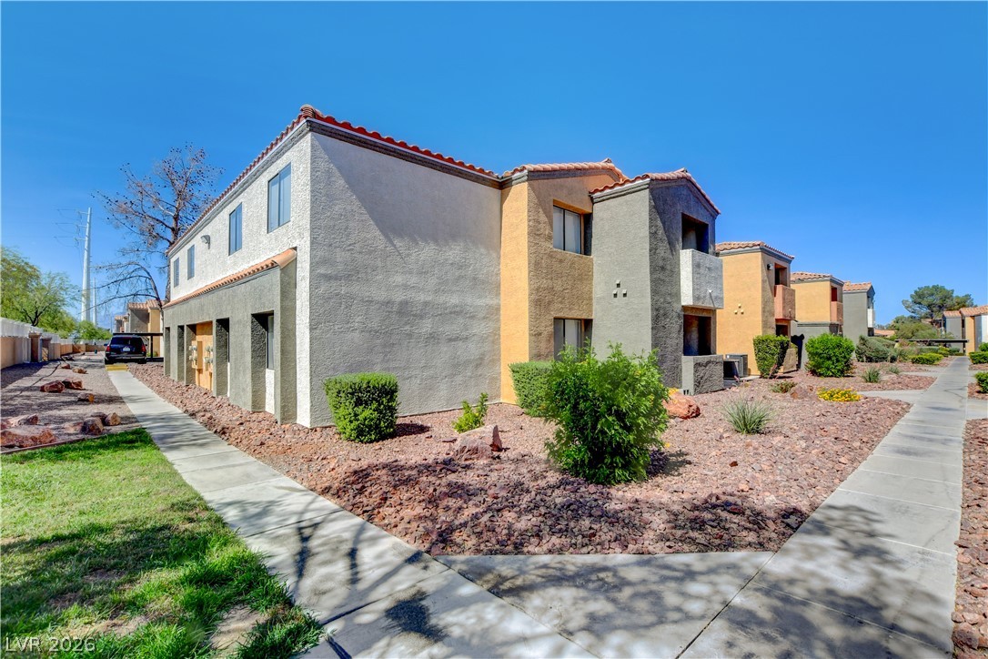 3151 Soaring Gulls Drive 1077