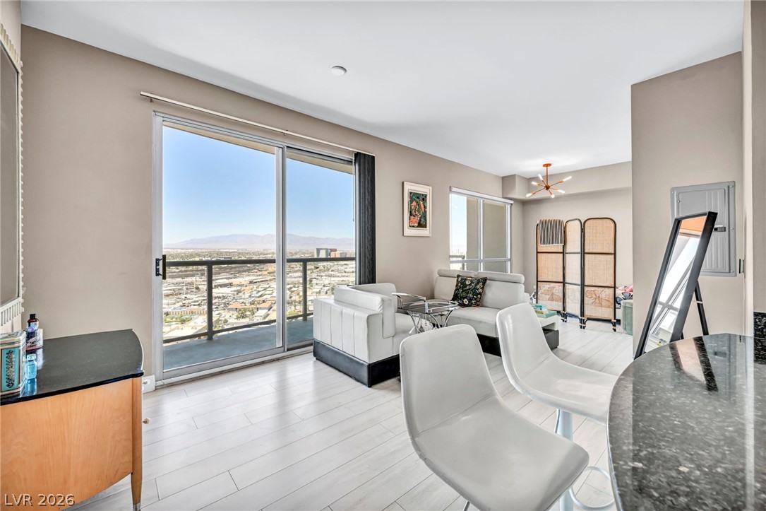 200 West Sahara Avenue 2709