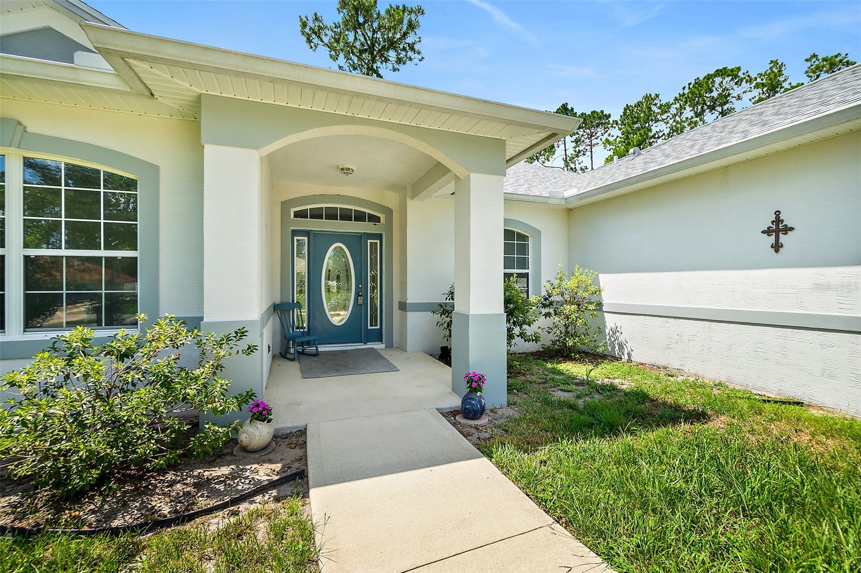 25 FENIMORE LANE