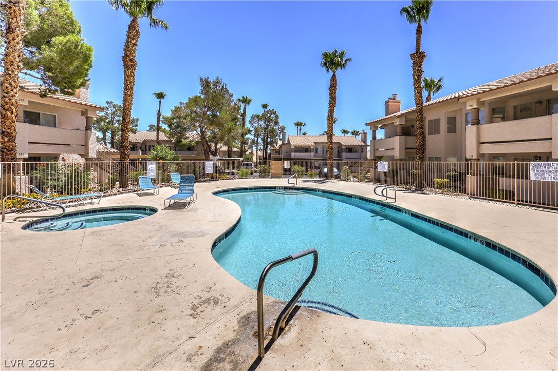 925 Rockview Drive 202