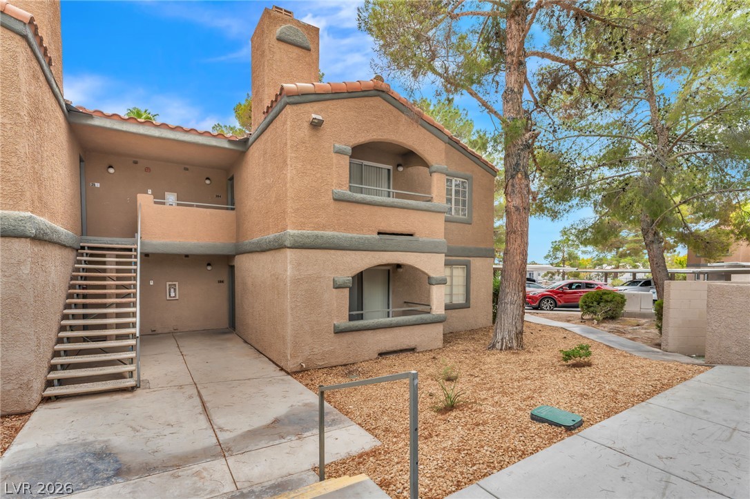 220 Mission Newport Lane 204