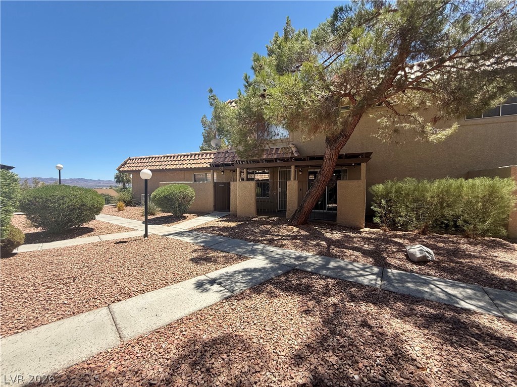 722 Nectarine Court 0