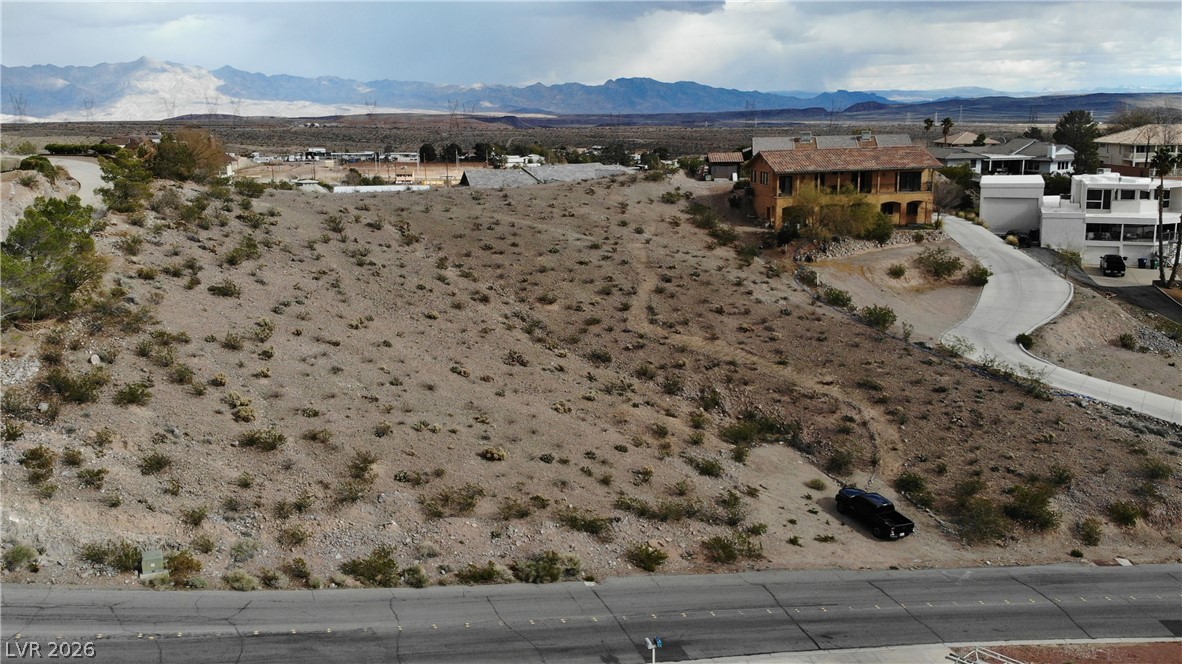 1413 Pueblo Drive