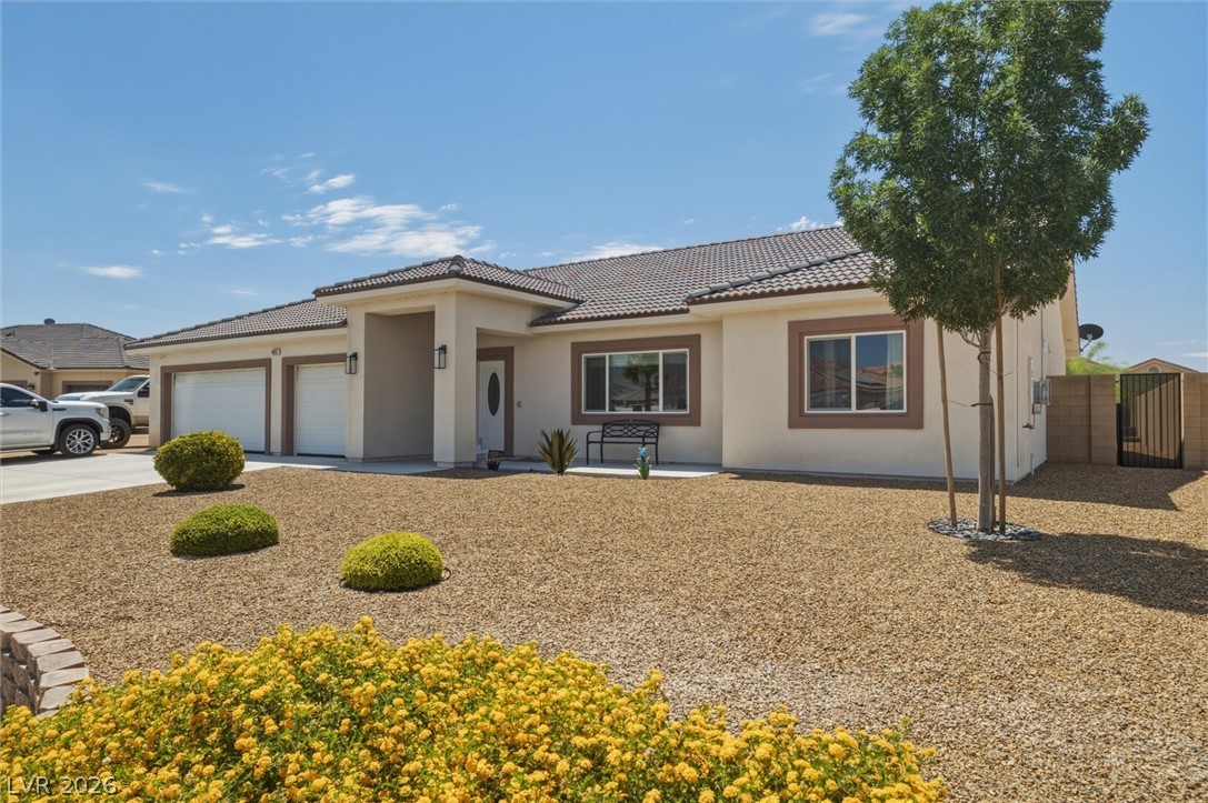 4951 East Parkwood Drive