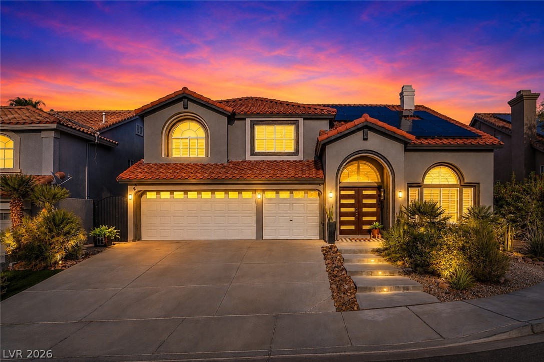 6 Oak Hollow Court
