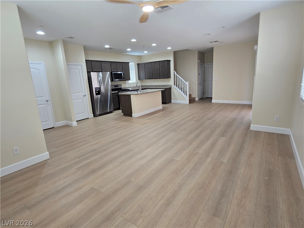 2715 Hammetts Landing Walk