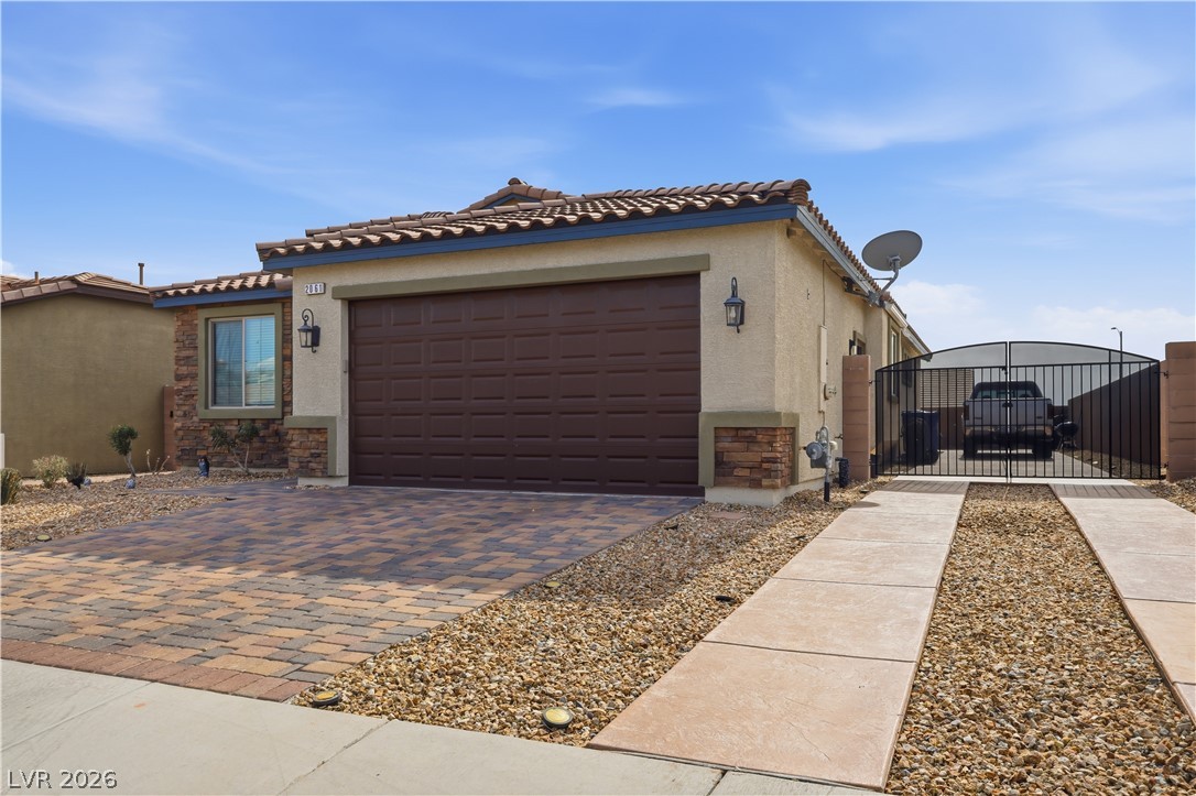 2061 Hunt Woods Court