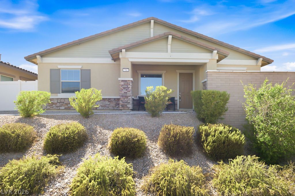 794 Charming Holly Street