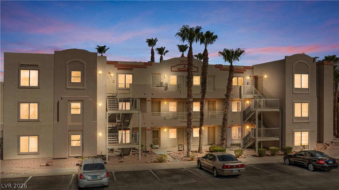 2004 Mesquite Lane 303