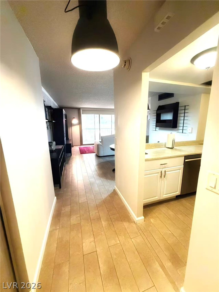 205 East Harmon Avenue 219