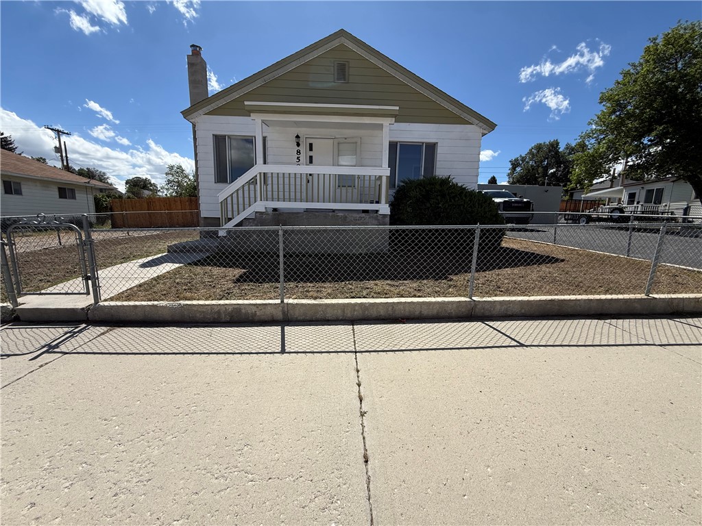 850 Avenue I