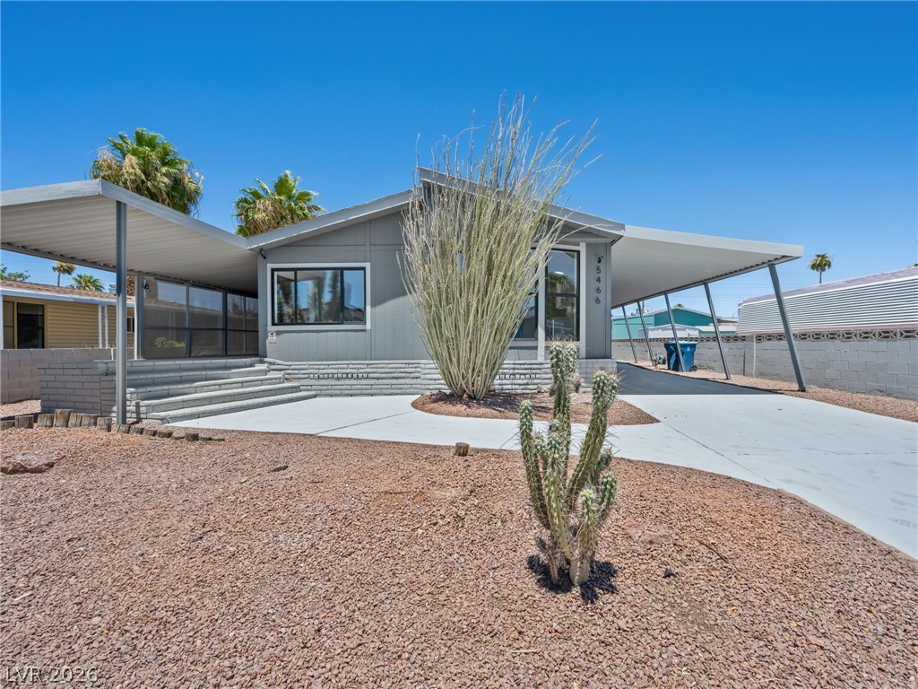 5466 Petaca Road