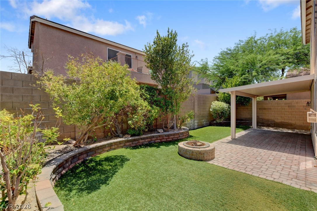 1005 ROARING RIVER Avenue