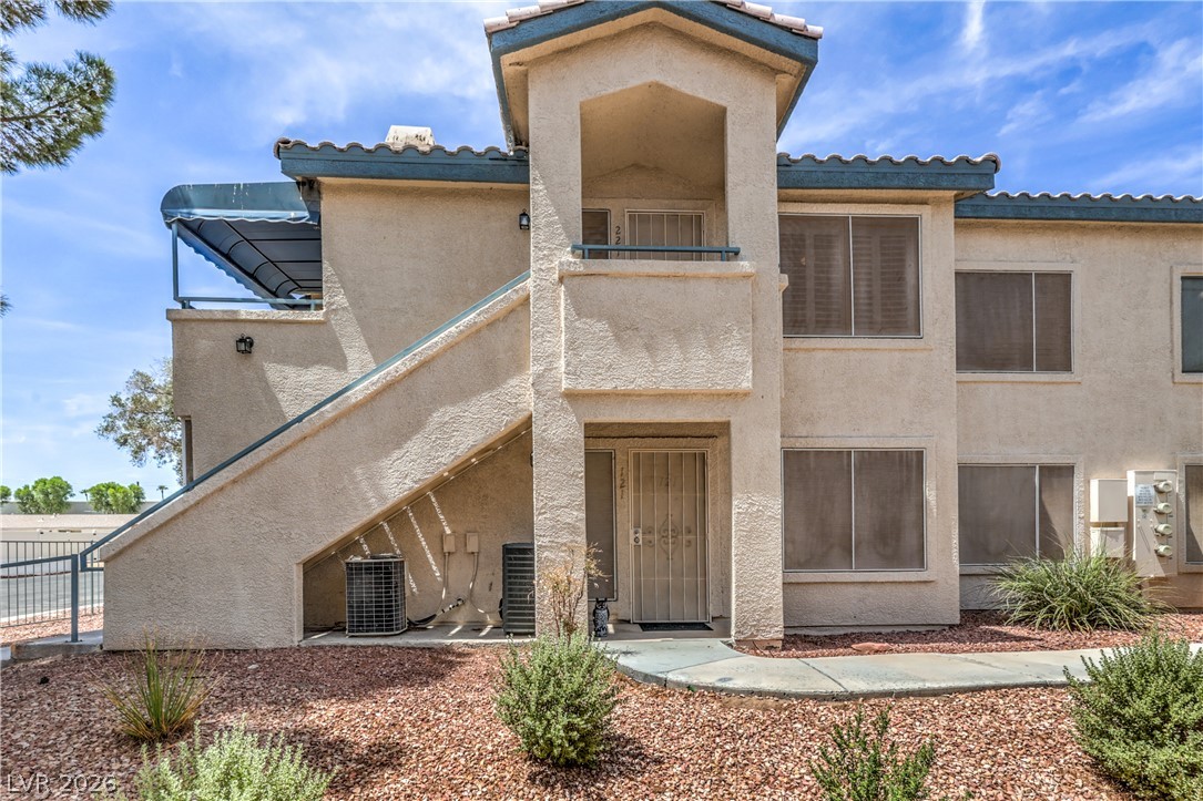 3425 East Russell Road 221