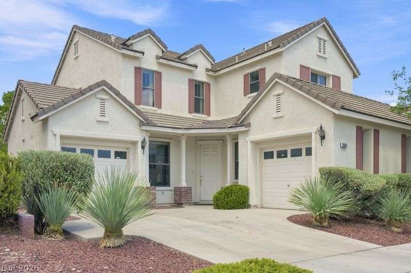 10464 Calico Pines Avenue