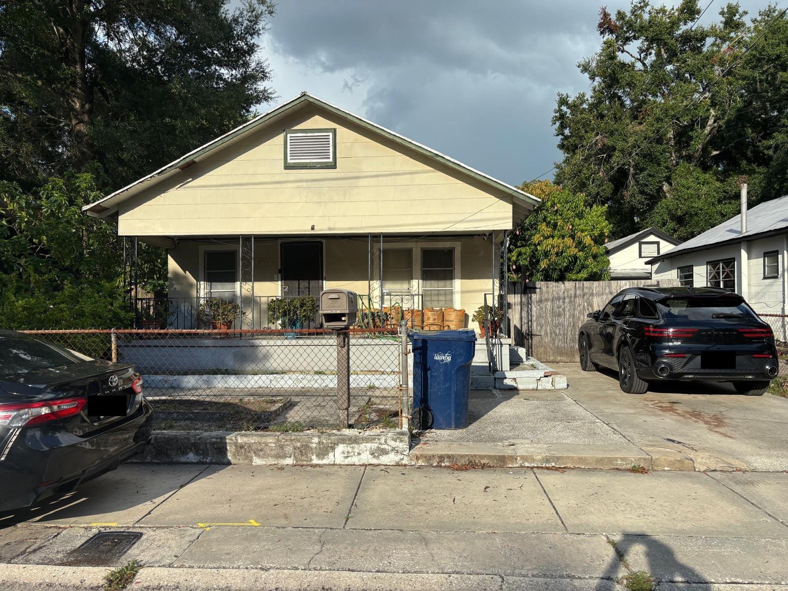 2909 N 11TH STREET