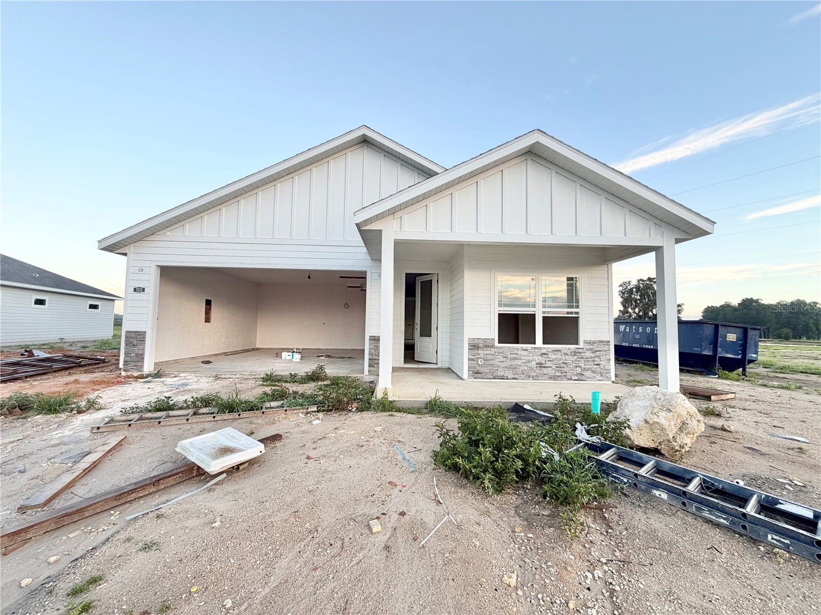 122 & 146 SW 212ND DRIVE