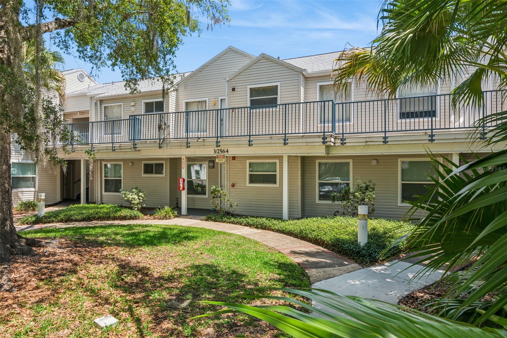2564 WOODGATE BOULEVARD 204