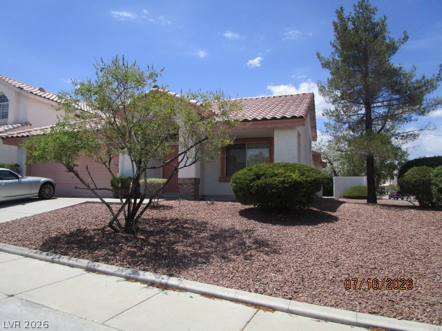 2345 Queen Bee Court