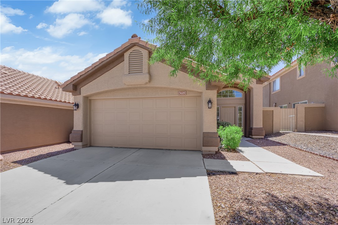 9609 Rancho Palmas Drive