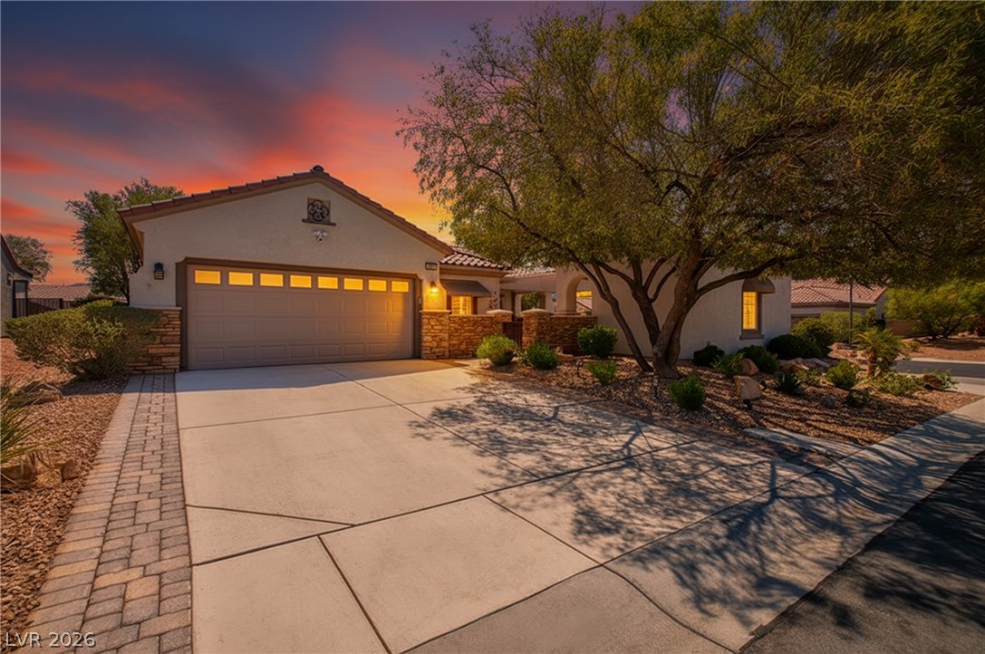 2302 Valley Cottage Avenue