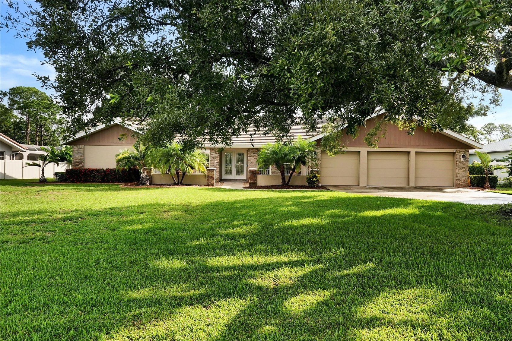 7913 BROADMOOR PINES BOULEVARD