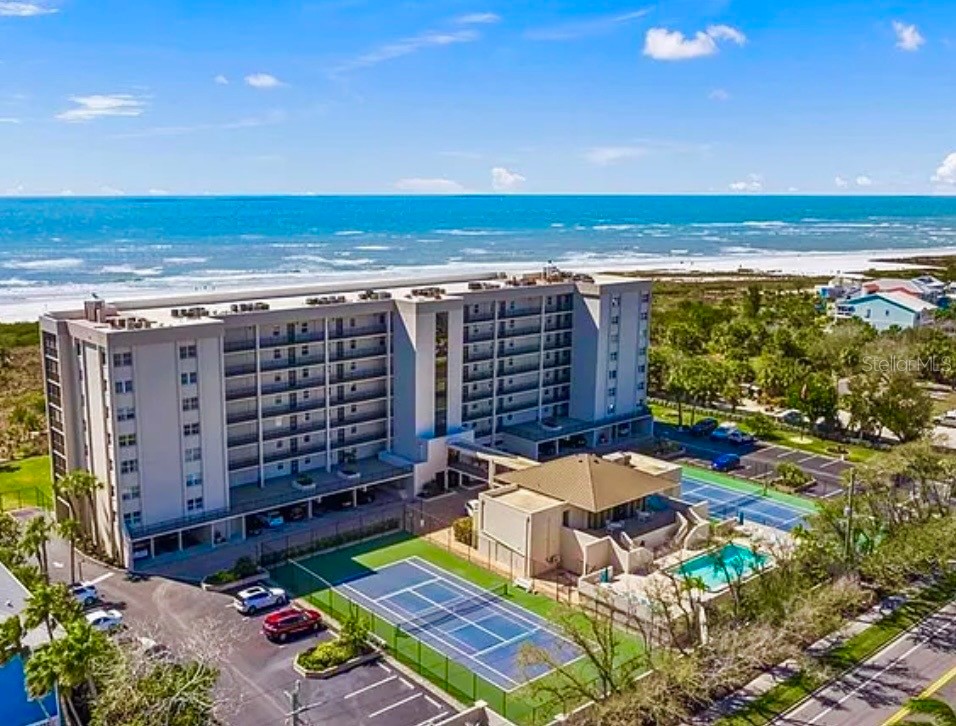 420 BEACH ROAD 606
