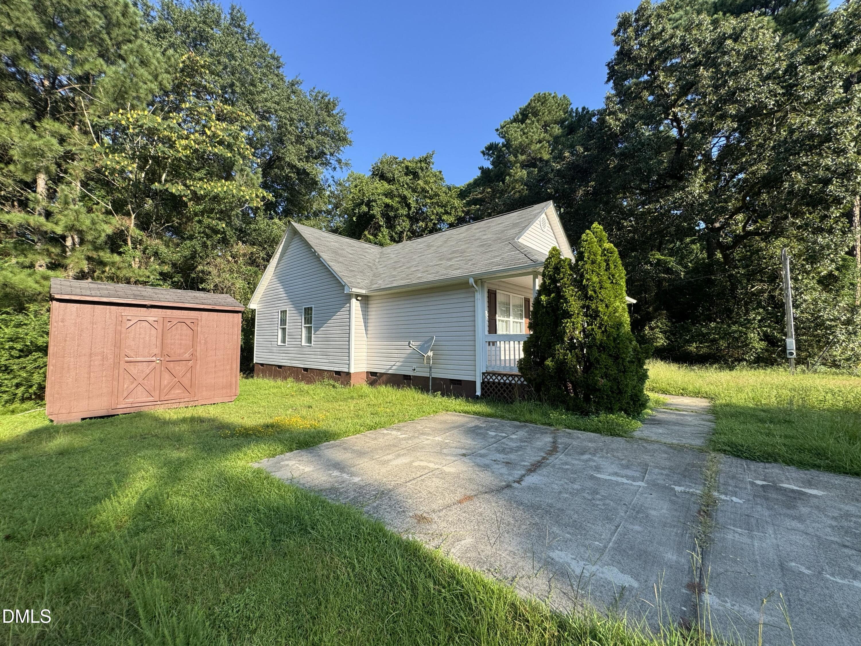 6158 Lonestar Road, Fayetteville, NC 28303